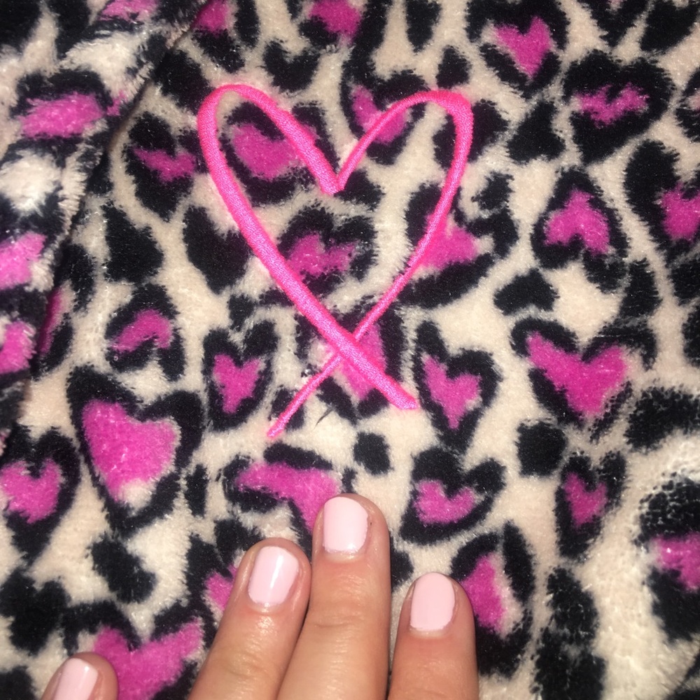 Plush Victoria’s Secret Robe